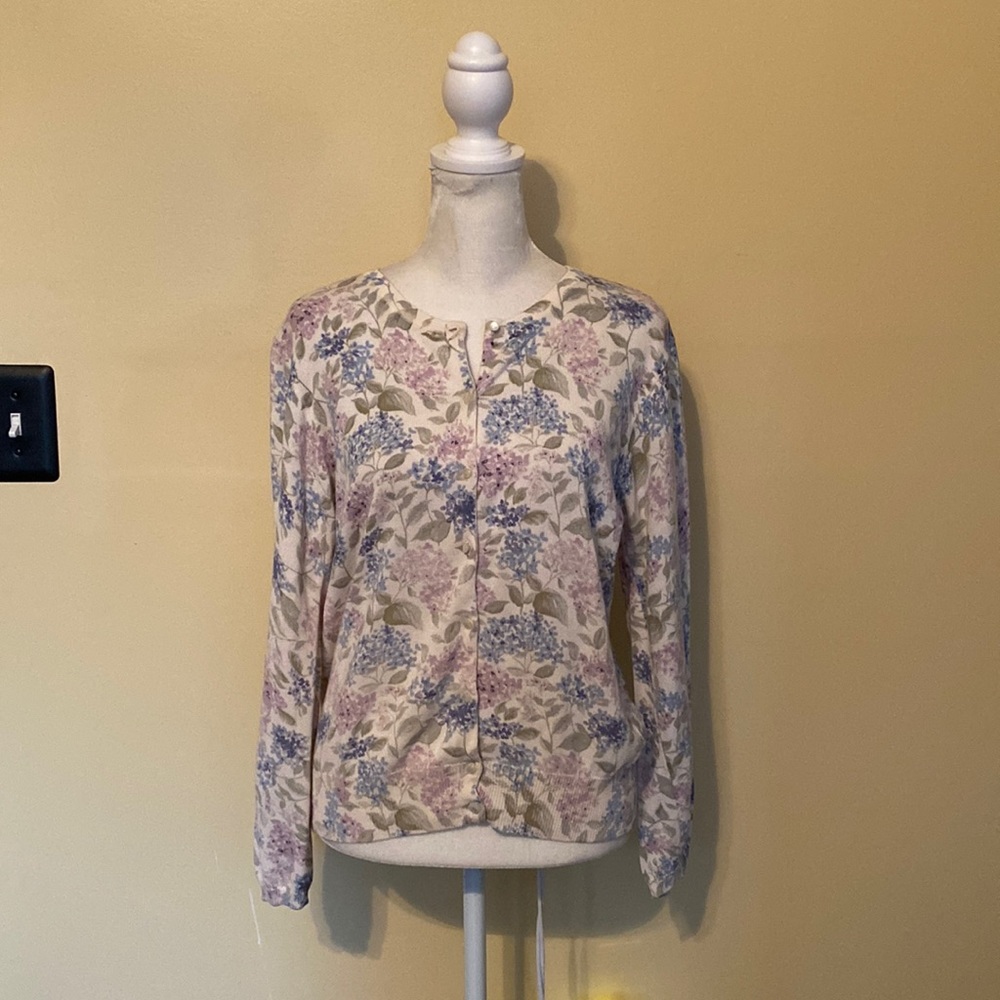 Liz Claiborne cardigan